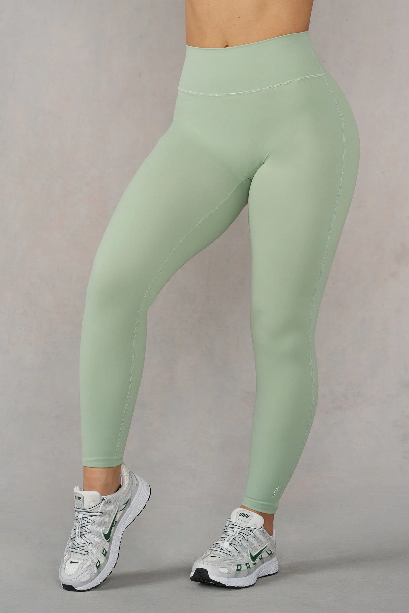 W2205 - Motion PWR Leggings - Image 9